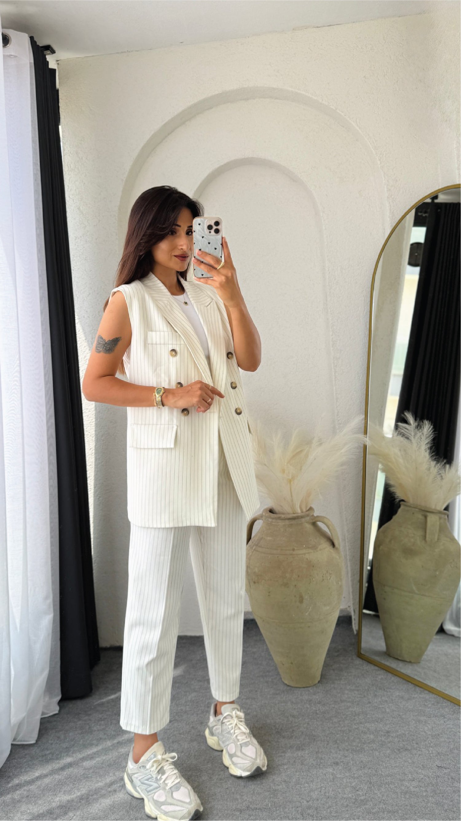 Isla Vest – Modern Classic