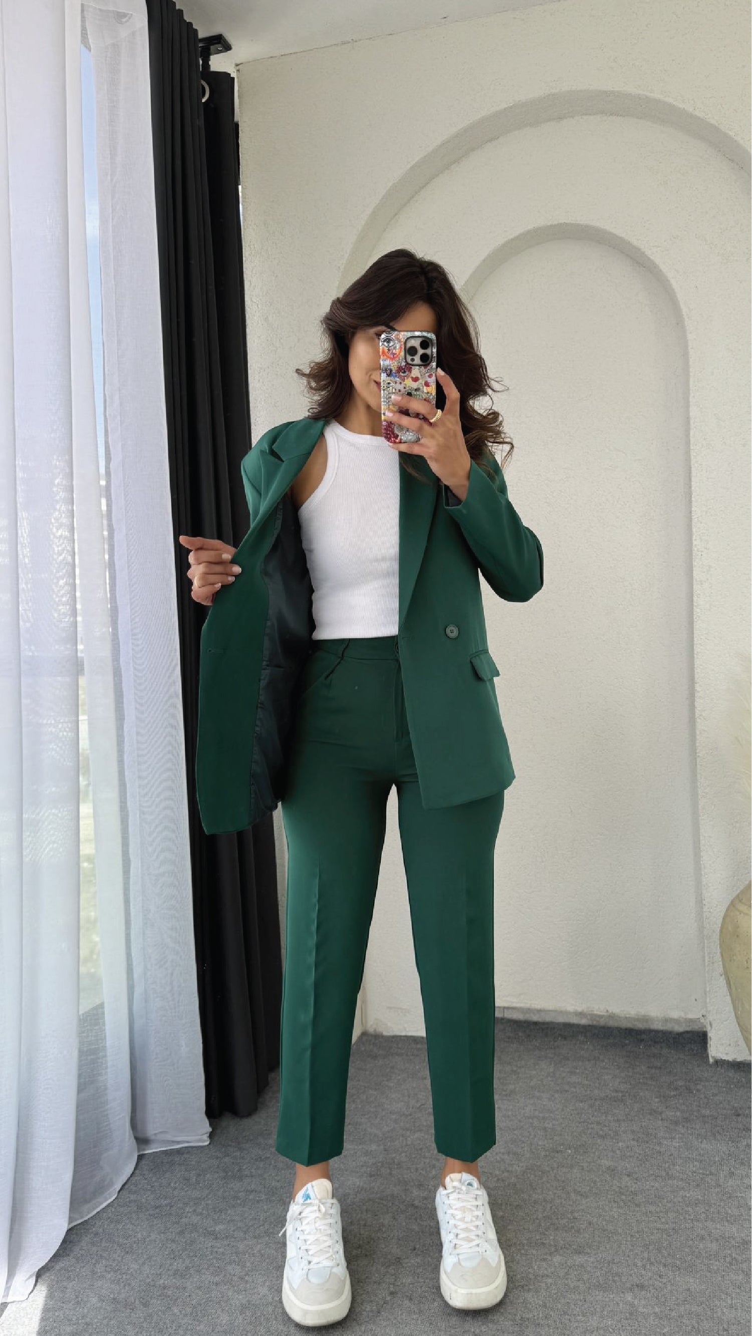 Selene Blazer – Modern Charm