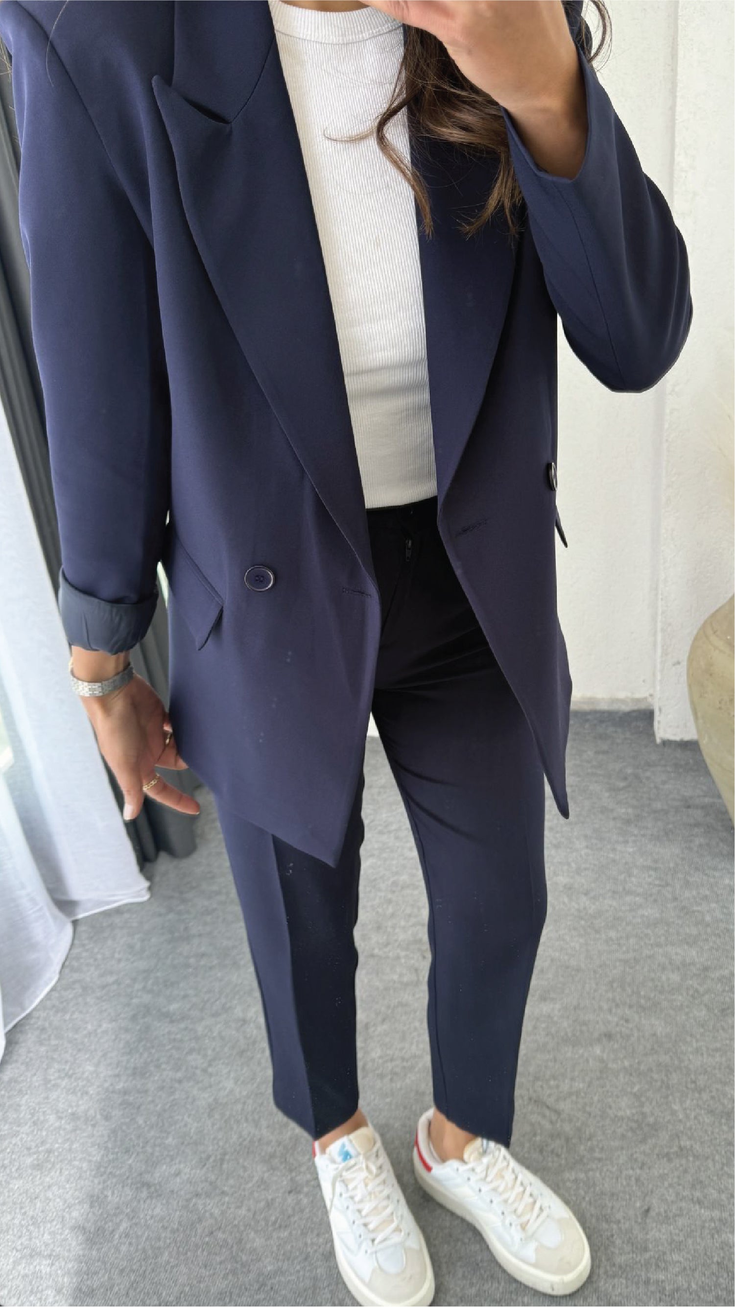 Selene Blazer – Modern Charm