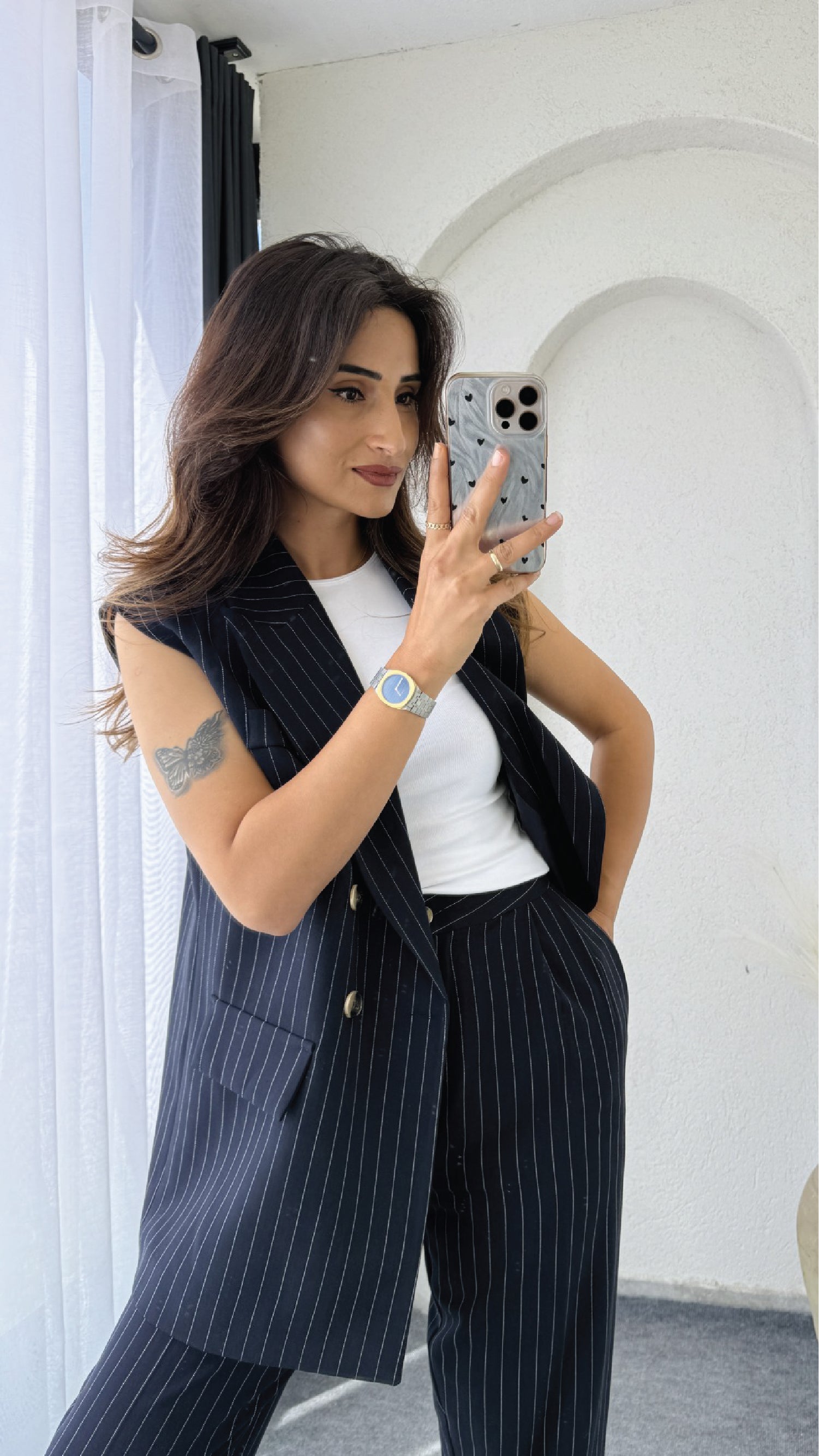 Isla Vest – Modern Classic