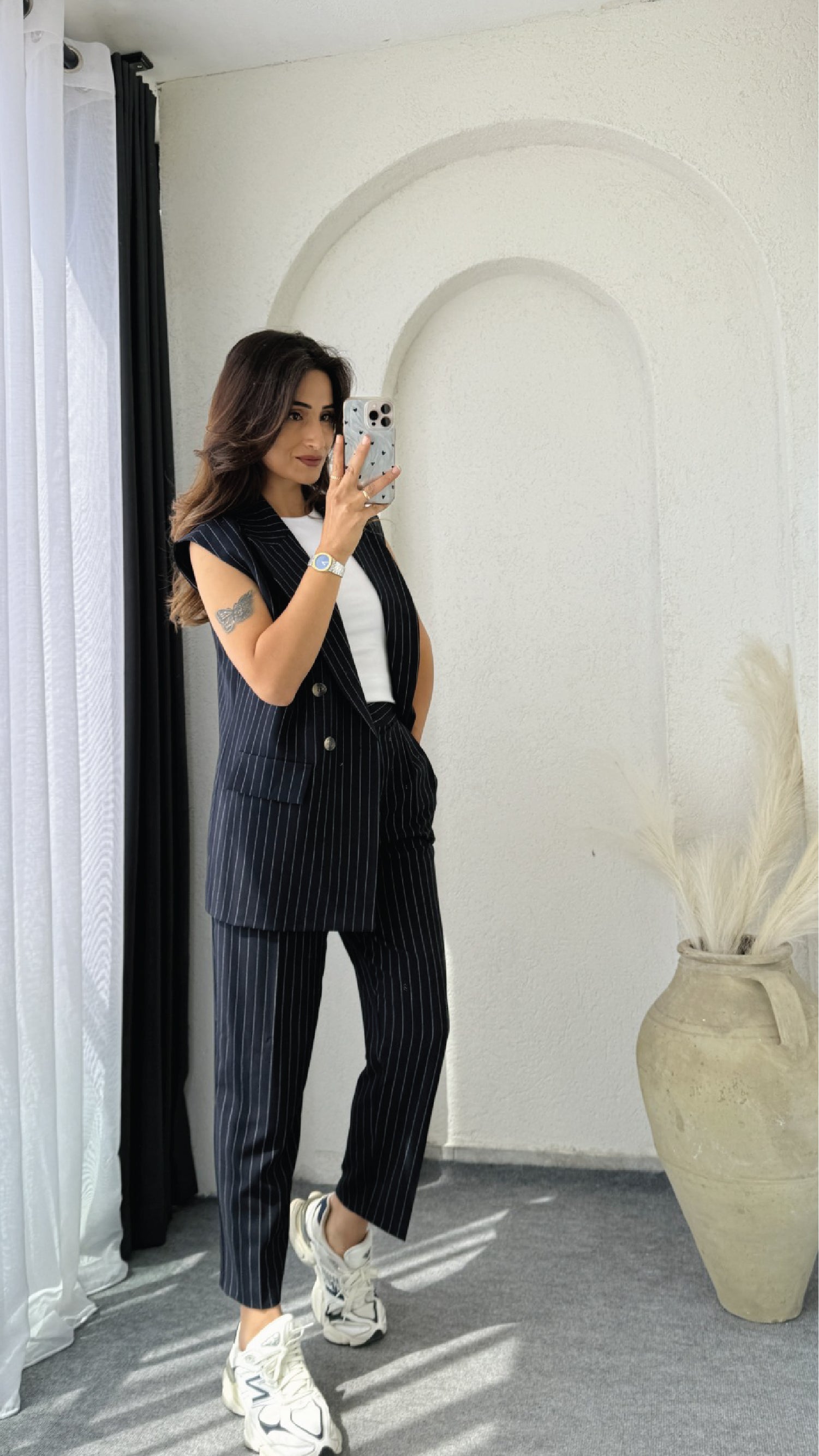 Isla Vest – Modern Classic