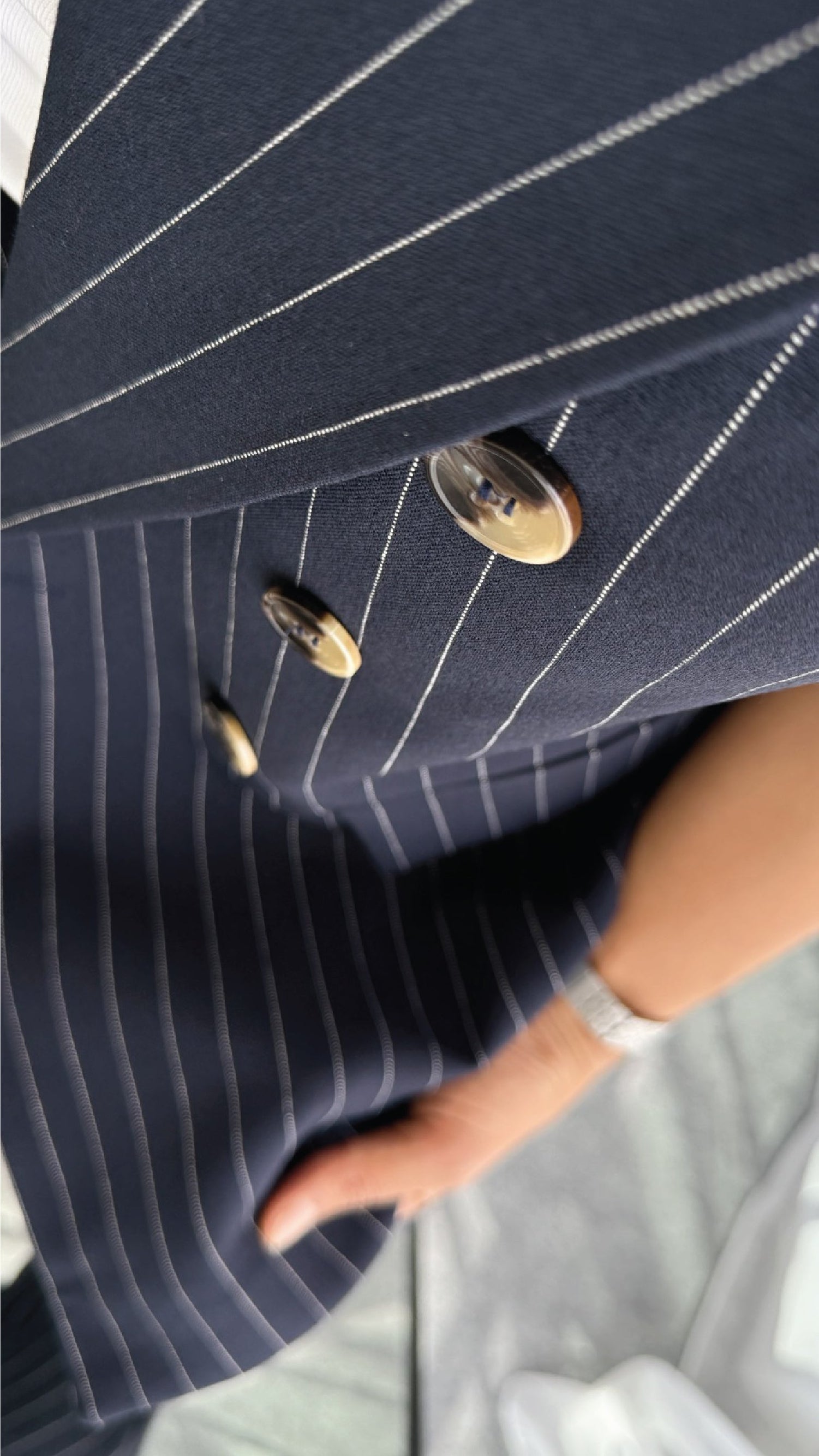 Isla Vest – Modern Classic
