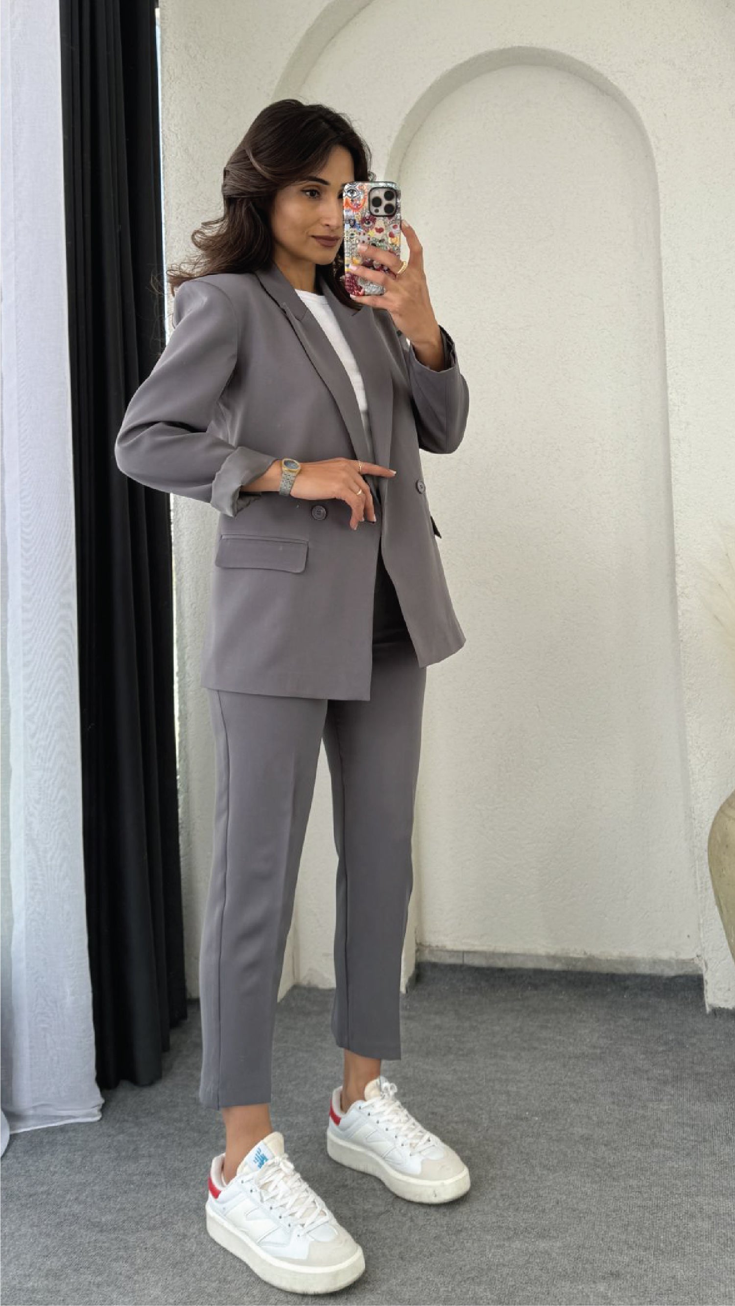Selene Blazer – Modern Charm