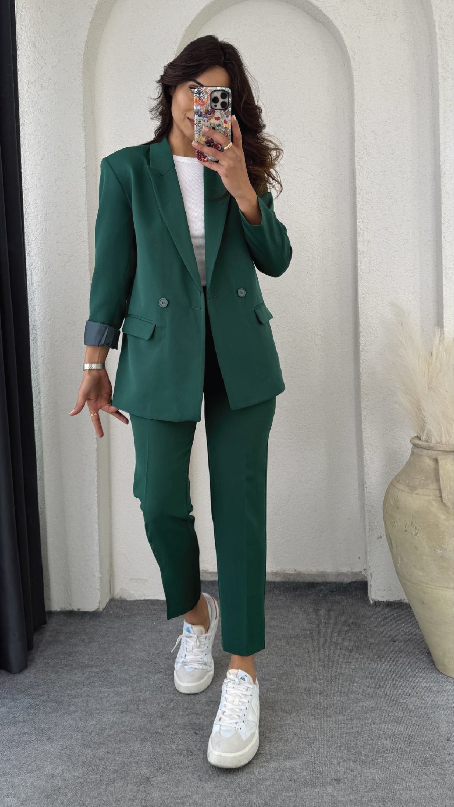 Selene Blazer – Modern Charm